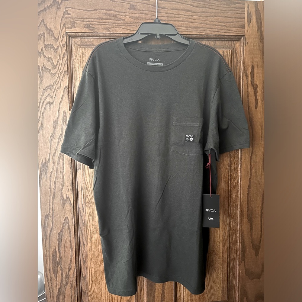 BRAND NEW RVCA pocket tee. Black, size M, standard fit.